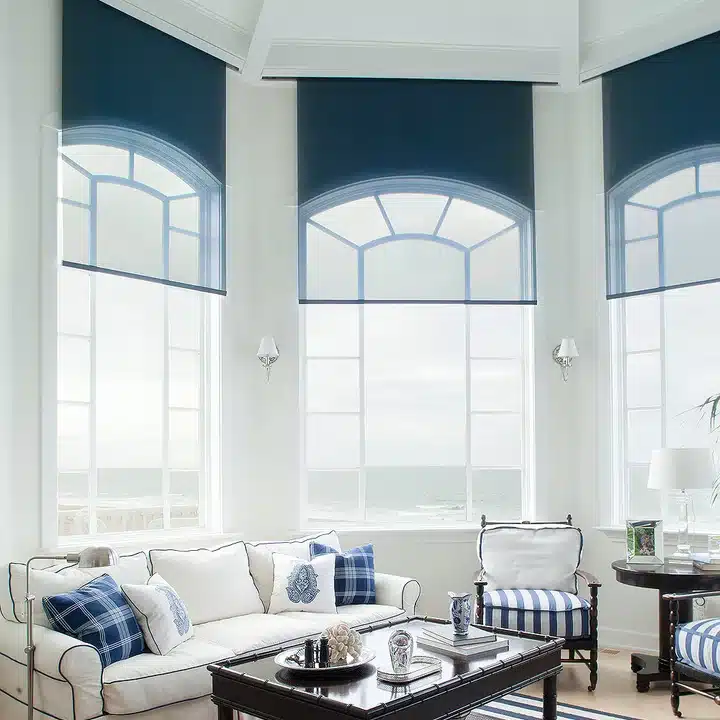 Custom-Shaped Window